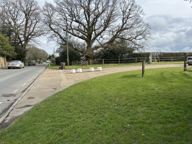Entrance coming from Goudhurst towards Cranbrook